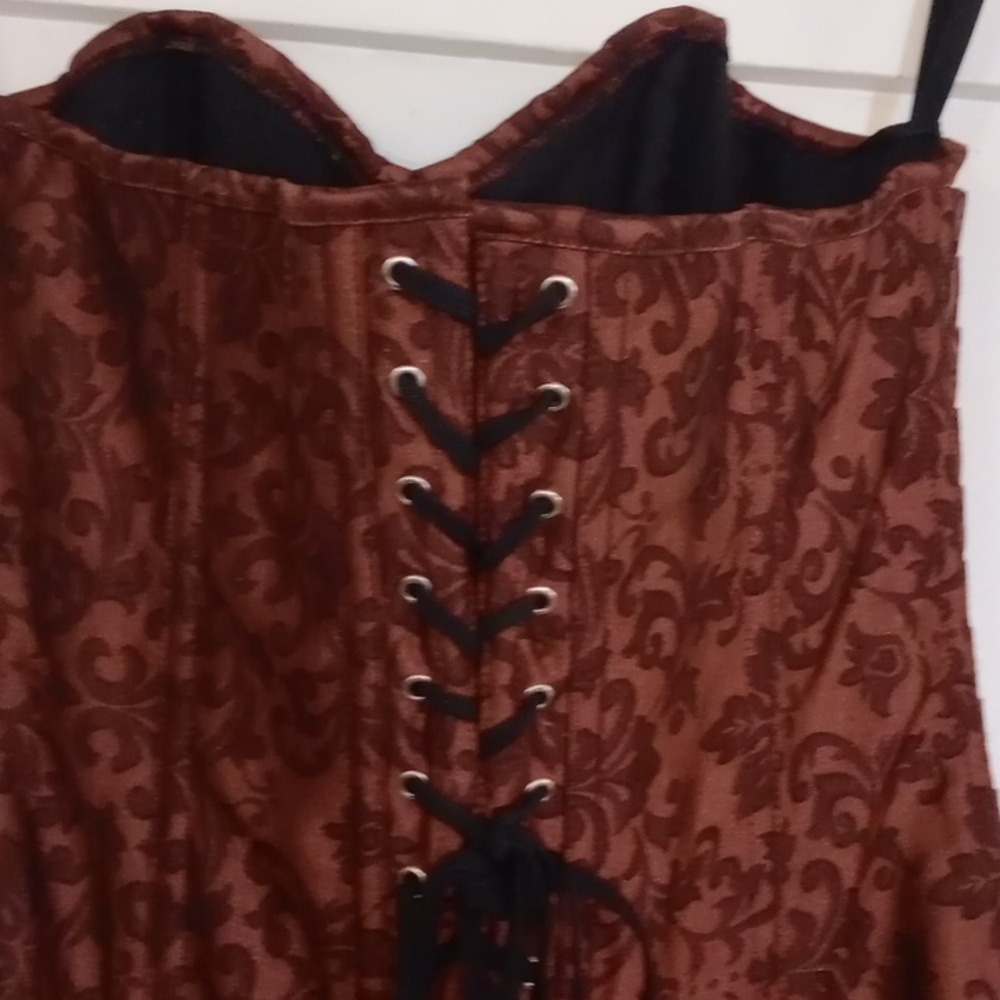 Elegant Brown Corset Top Pit to Pit 17 Inch Leng 15inch - Picture 5 of 8